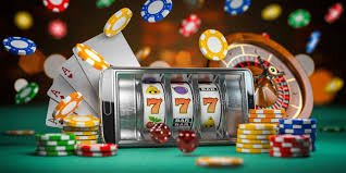 Tampilan permainan Diamond Empire dengan simbol permata dan gulungan slot